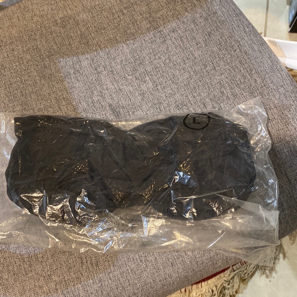 Rhonda Shear size Large Strapless Bra NWT